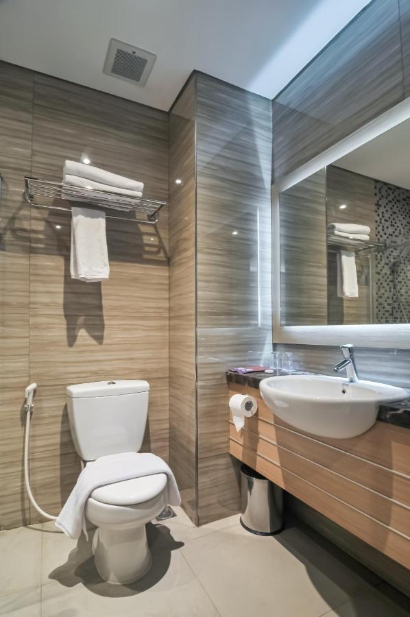 Fox Lite Grogol Jakarta Exterior photo